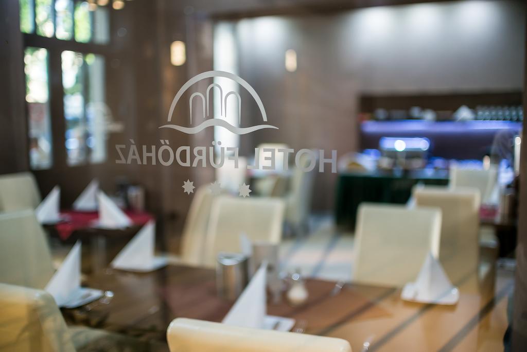 Hotel Fuerdohaz Nyiregyhaza Bagian luar foto