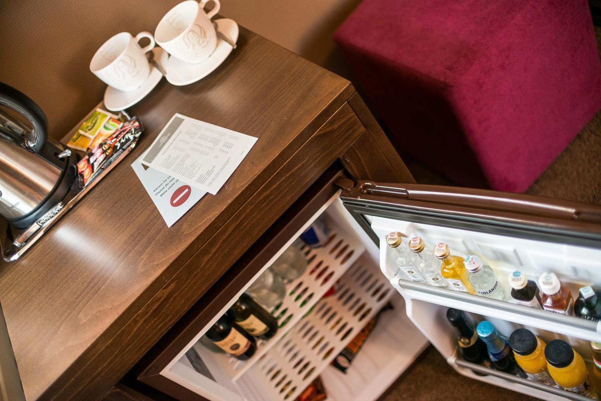 Hotel Fuerdohaz Nyiregyhaza Ruang foto