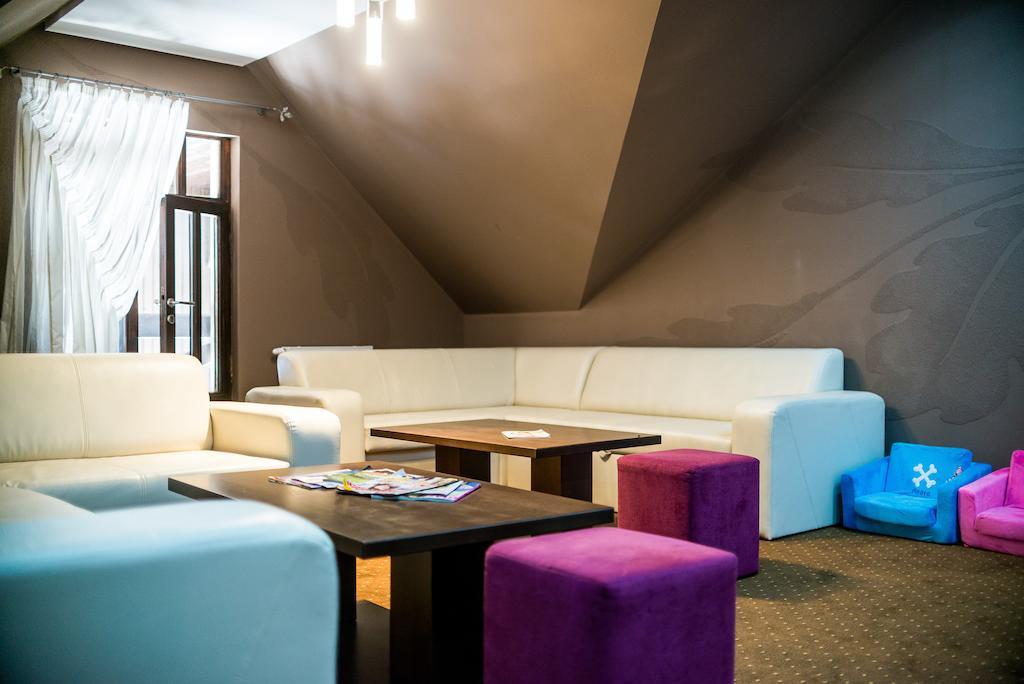 Hotel Fuerdohaz Nyiregyhaza Bagian luar foto